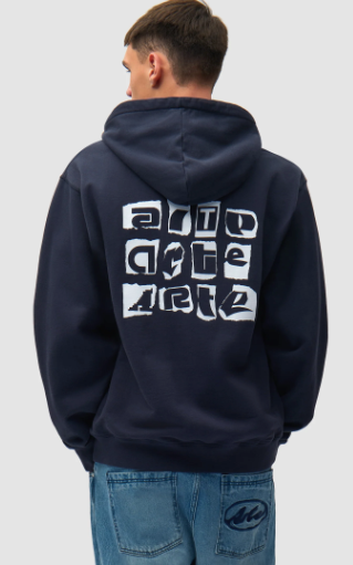 Hoodie met veelkleurig logo op de rug