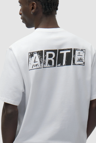T-shirt met print op de rug