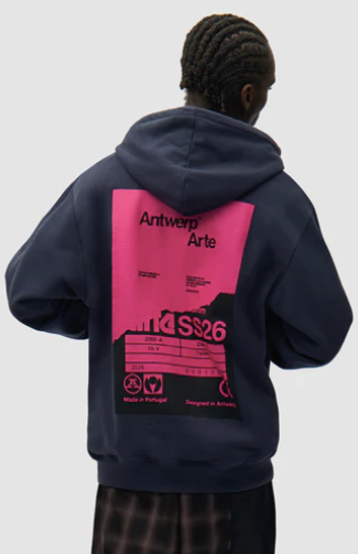 Hoodie met poster op de rug