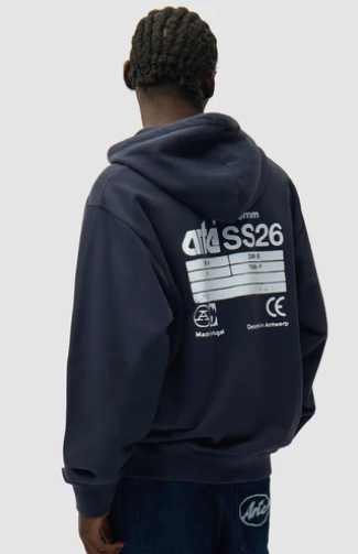 Hoodie met hartvormig logo